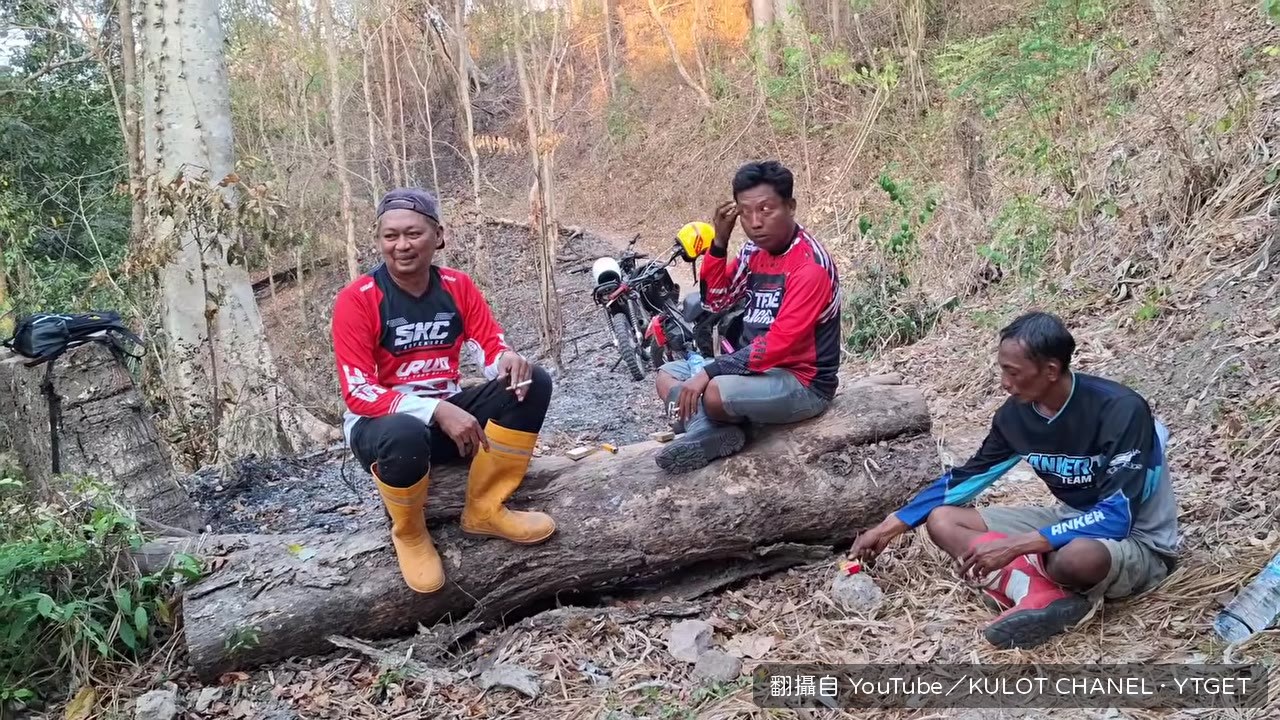 他開始懷疑自己的記憶