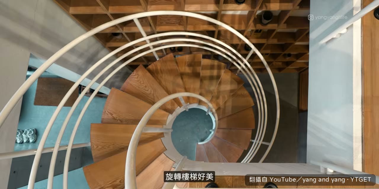 丹麥陶器展，現場空間小而溫馨