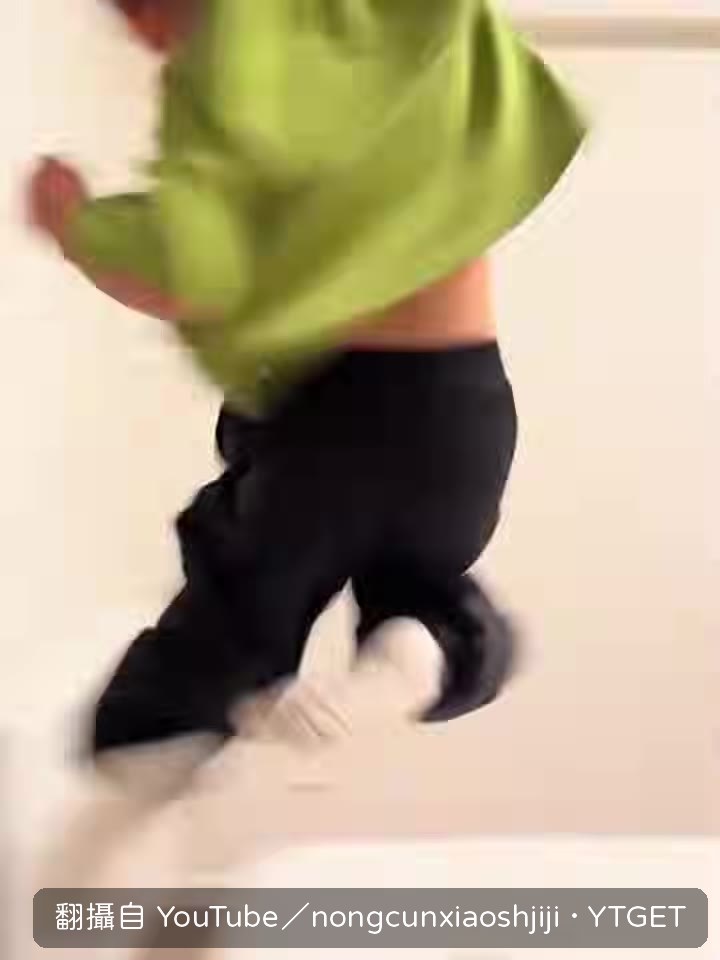 小孩哥帥氣登場