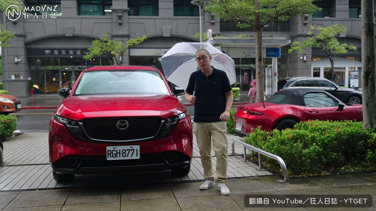 馬三車主上車檢視內裝質感