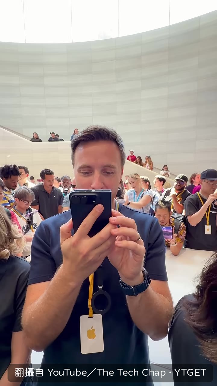 iPhone Duo 初次亮相