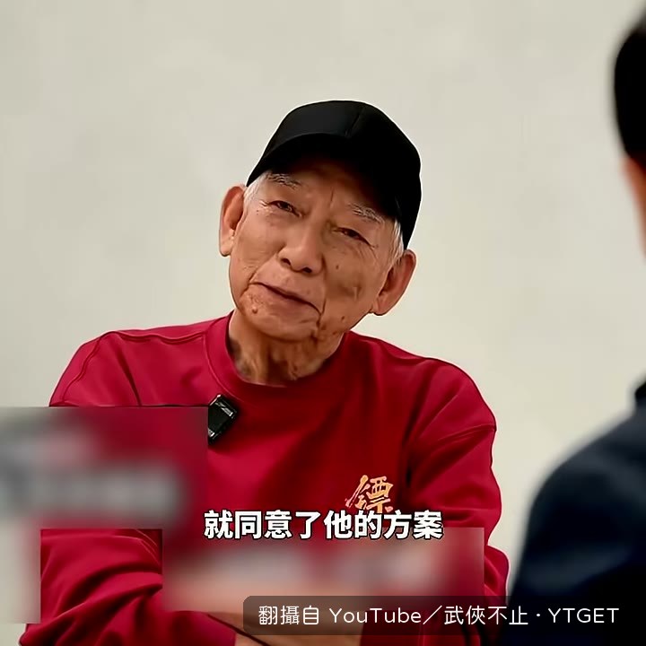 劇組在李連杰背後綁鋼絲