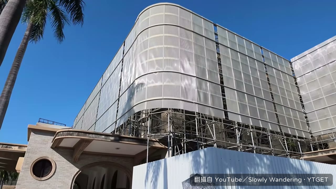 台南車站站體其實蠻漂亮的