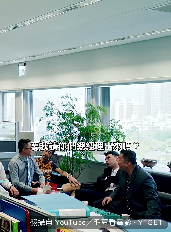中間突然冒出一句장보여，完全看不懂