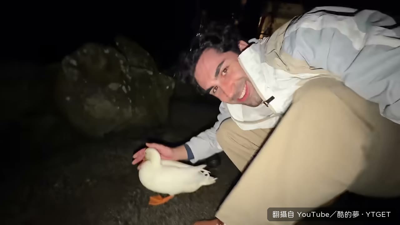 帶著諾亞在戶外等流星