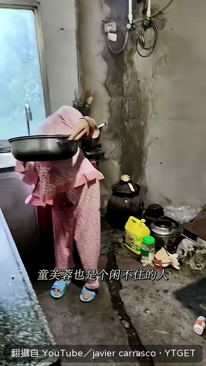 在家閒不住，做飯打掃全包