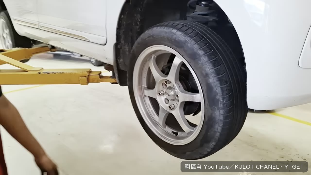 KULOT CHANEL 走進車廠