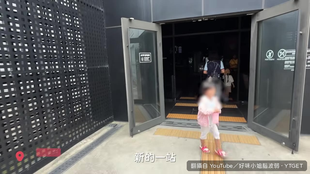 光影展小朋友畫畫
