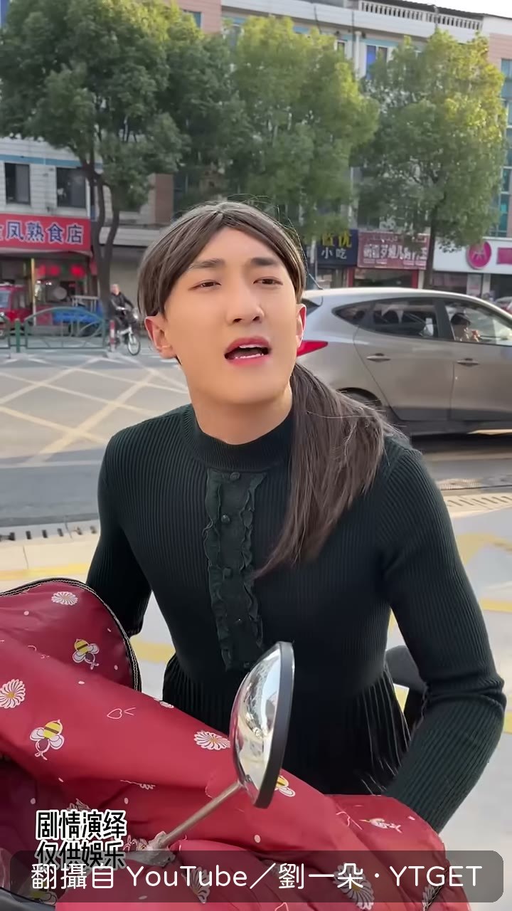 書包背法被唸高低肩