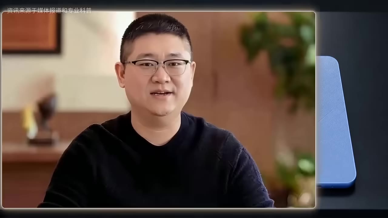 傳音模組化手機厚度跟三張銀行卡比