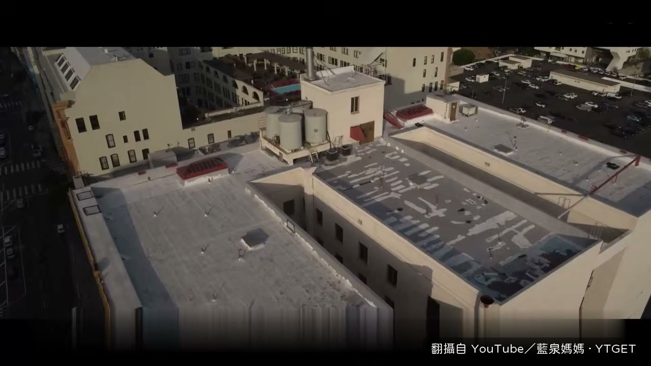 樓頂逃生樓梯與水箱攀爬路徑