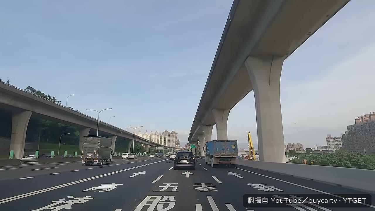 五股交流道雙白線延伸後不再塞