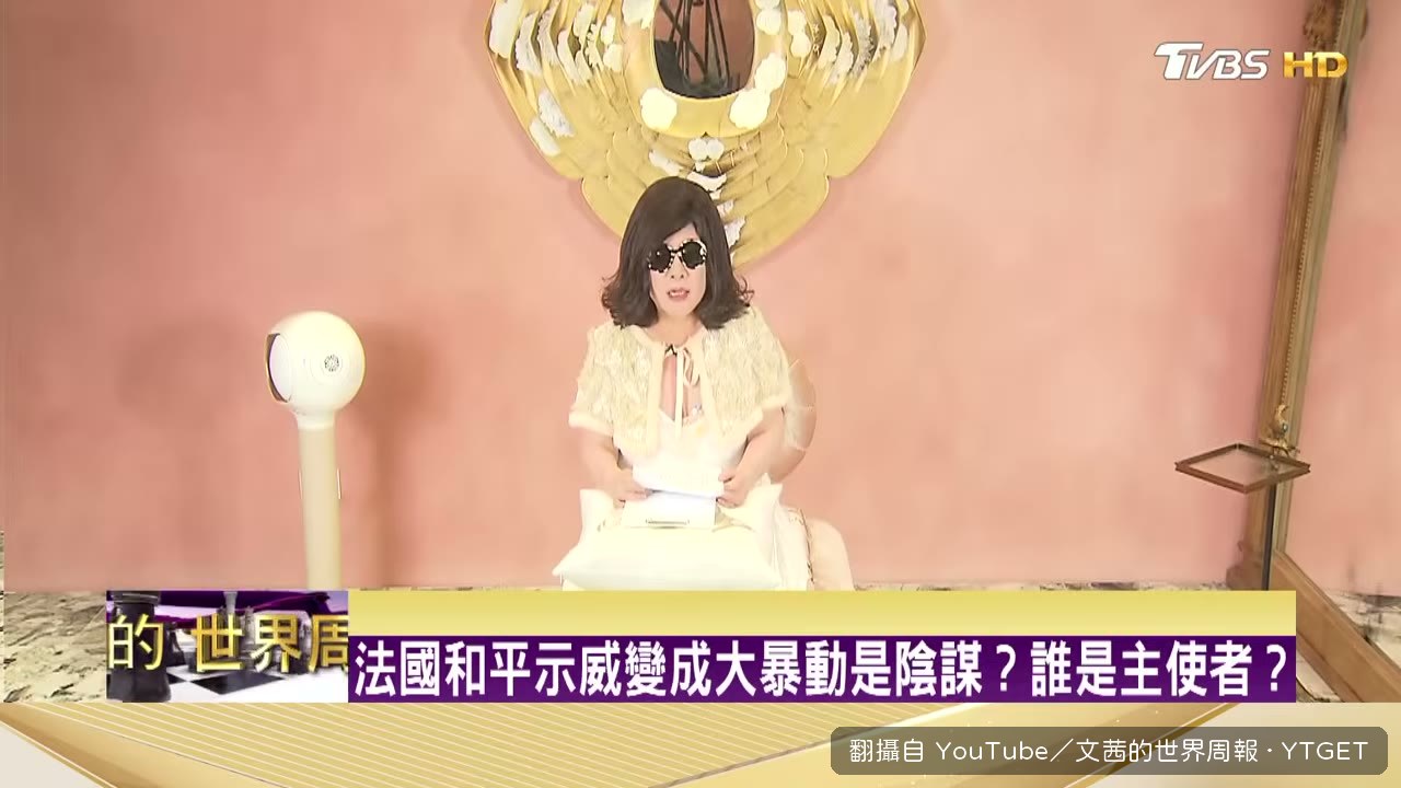 燒毀的店鋪與古建築
