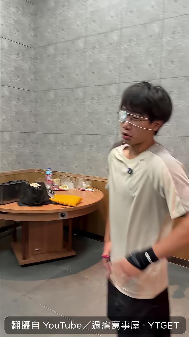 吐爐戰士登場，中二宣言預備