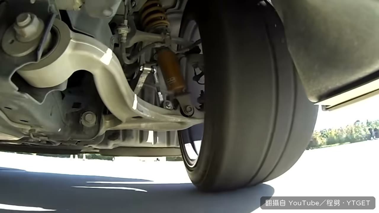 方向盤上完全沒有快捷按鈕