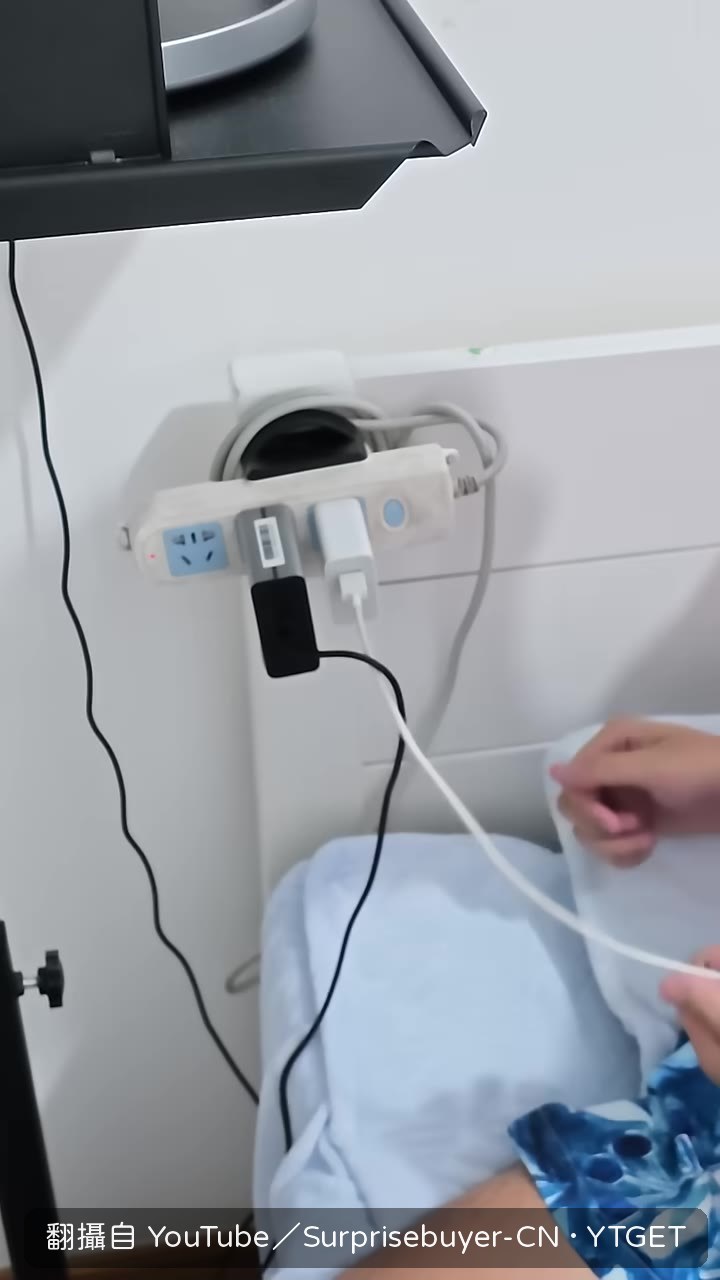 睡醒發現固定器掉在床邊