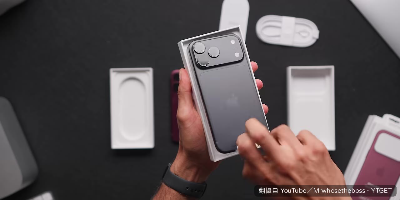 歷代最黑的 Pro 機型