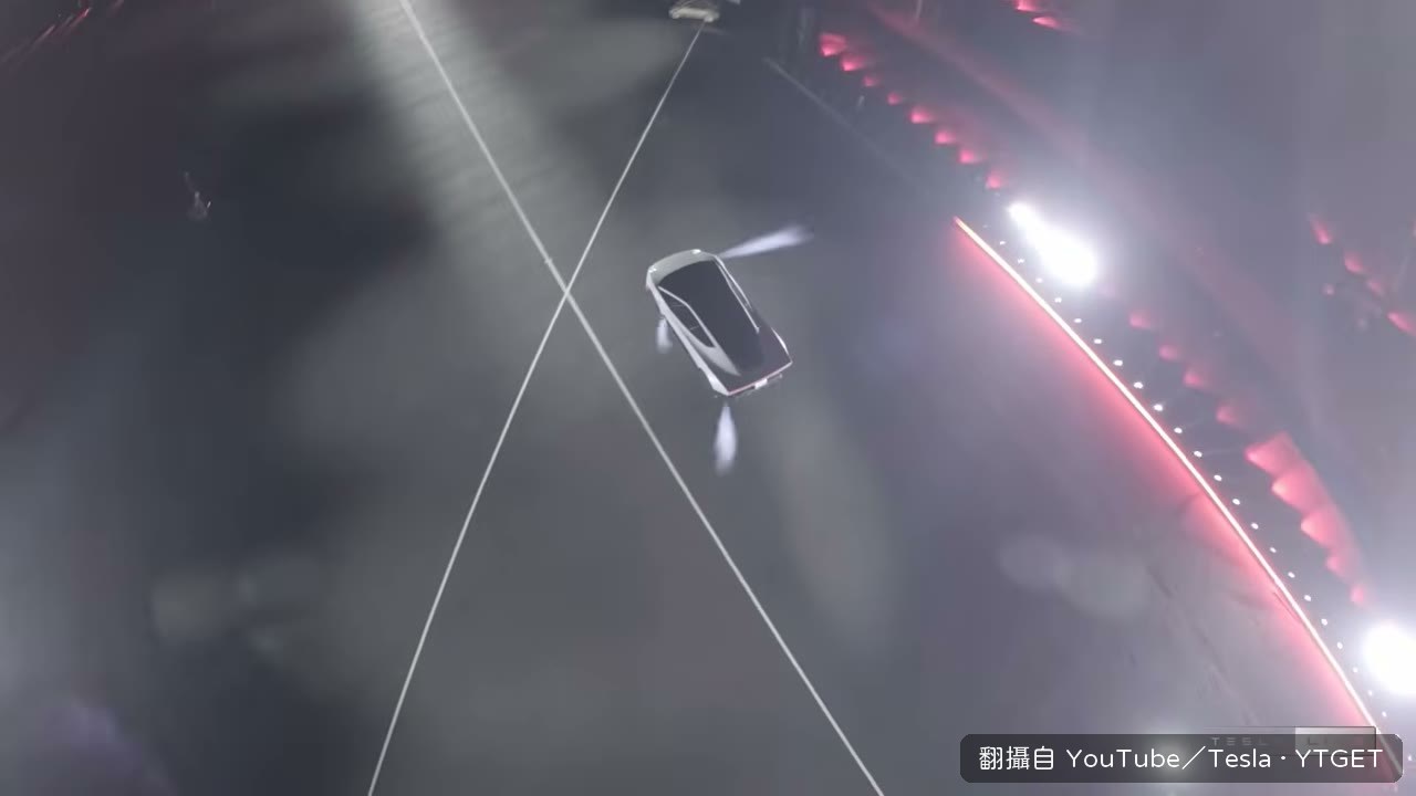 車子真的飛起來還翻了跟斗