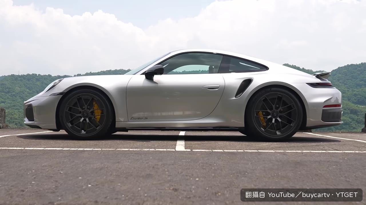 車頭日行燈與氣壩造型