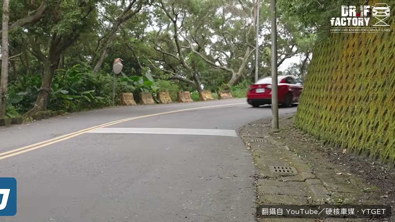 上路試駕，Race 模式全開