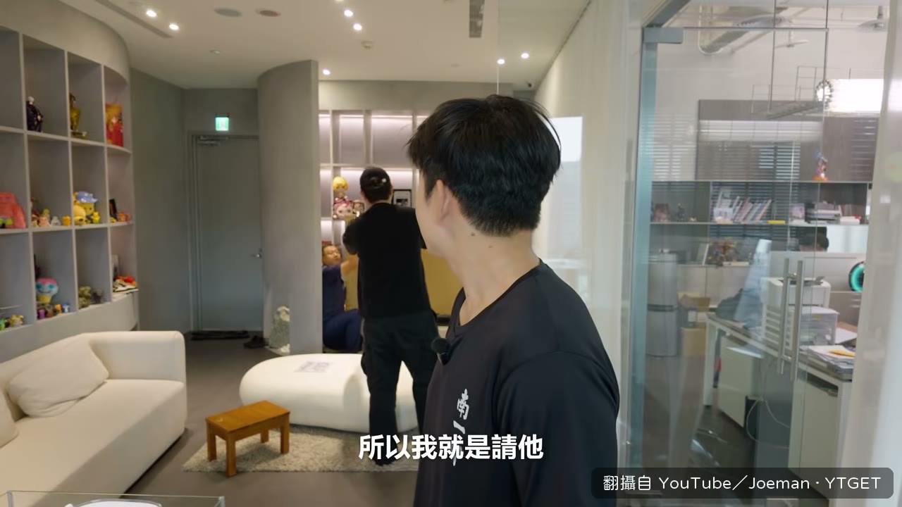 Joeman 要小豬寫檢討單