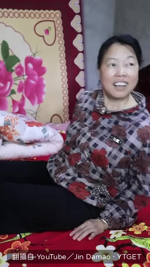 狗狗回來時，金大毛對牠說謝謝