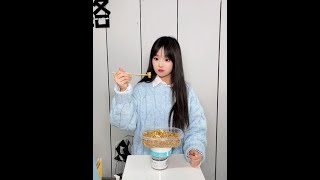 一條項鍊從飯局流浪到老鼠窩的爆笑推理